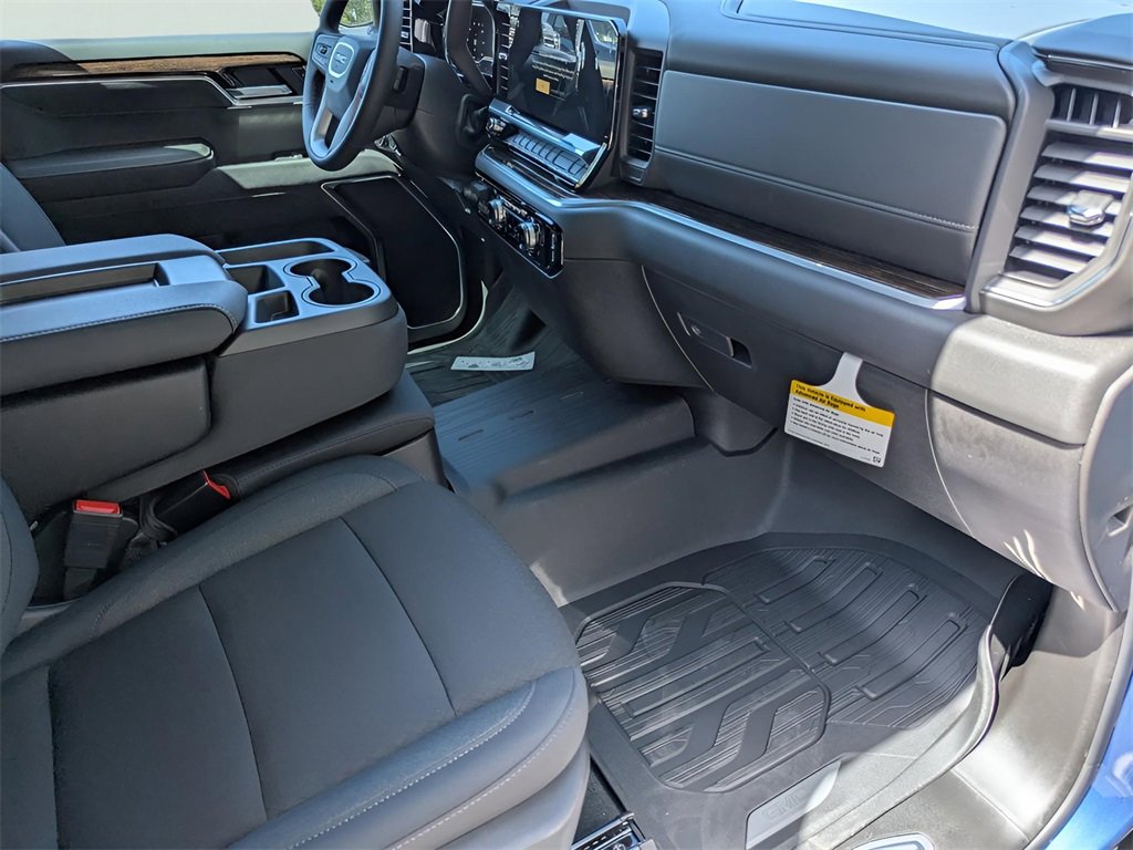New 2025 GMC Sierra 1500 Elevation image 35