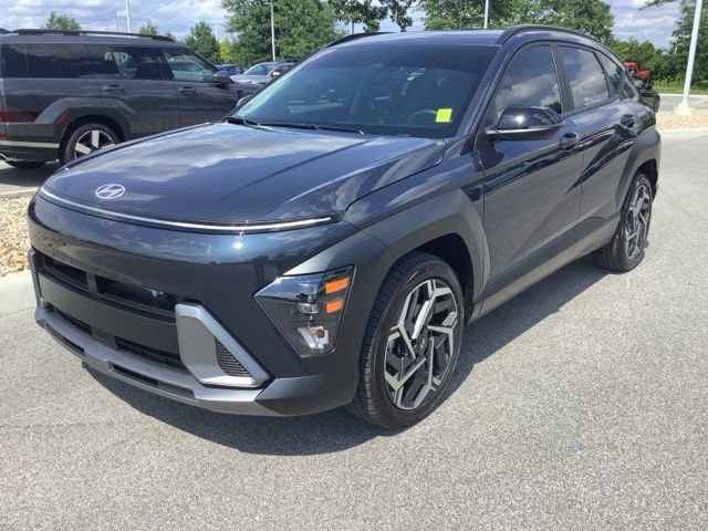 Used 2026 Hyundai Kona SEL Premium FWD image 1