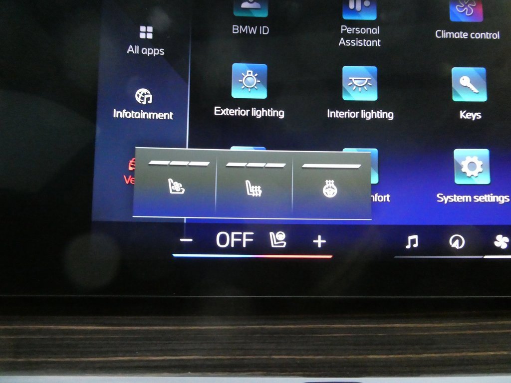 Used 2026 BMW X7 xDrive40i image 14