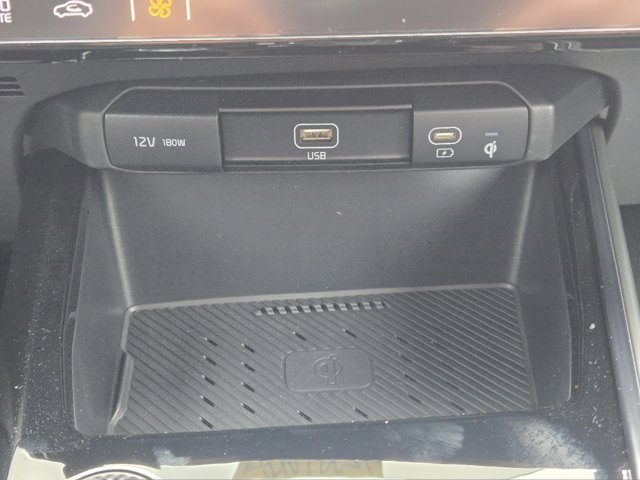 New 2025 Kia Niro EX image 14