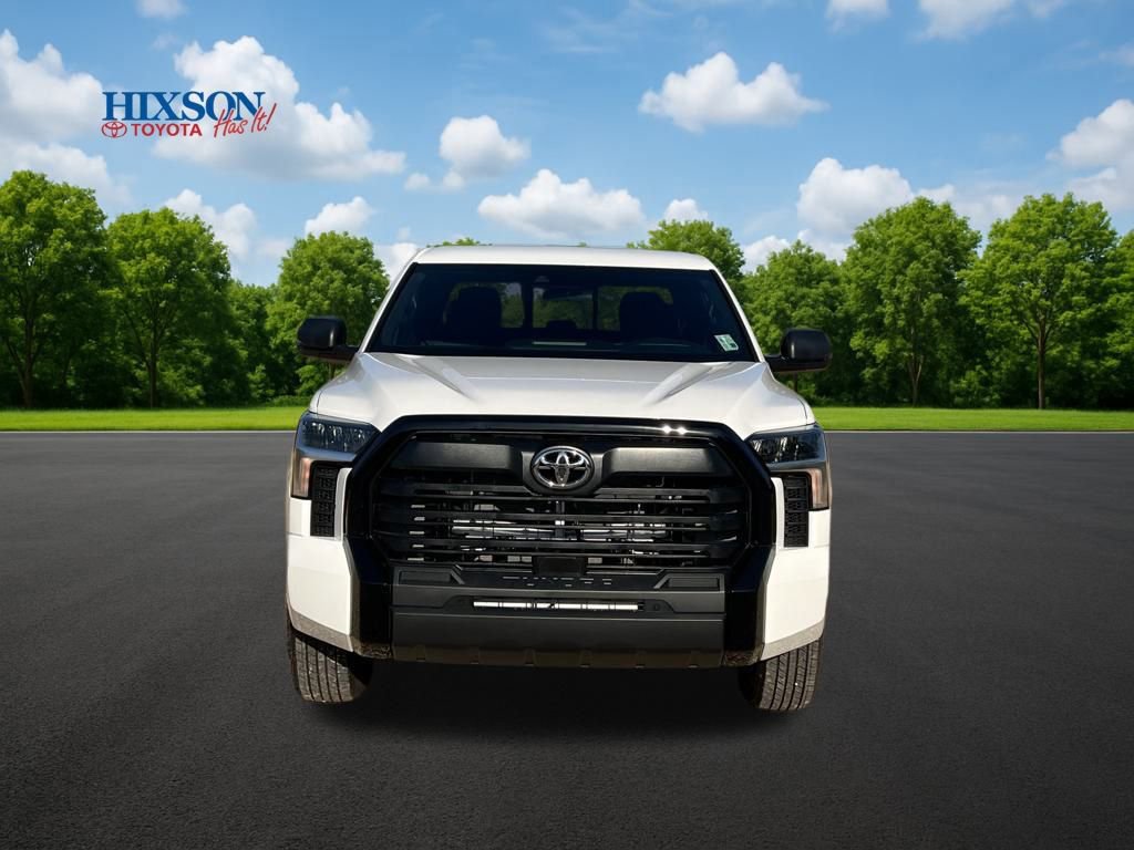 New 2026 Toyota Tundra SR image 2