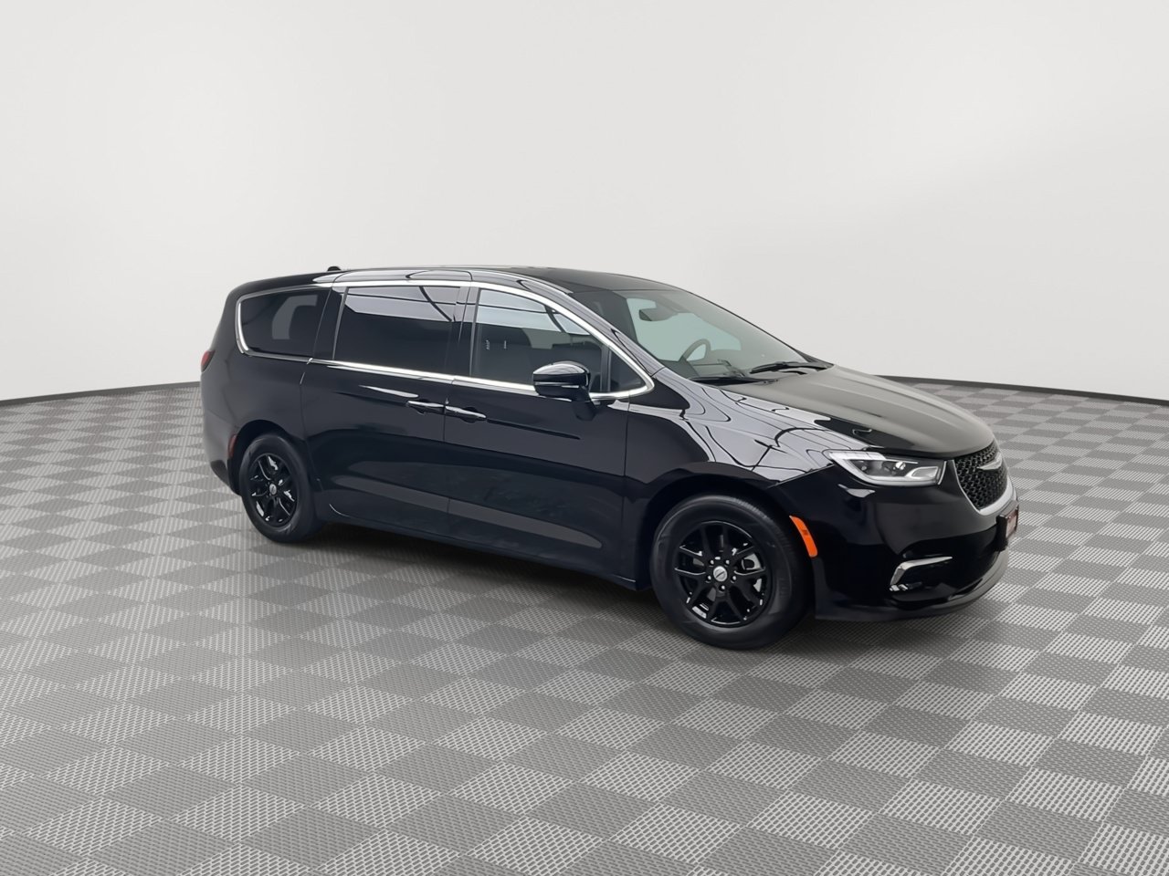 Used 2025 Chrysler Pacifica Select FWD image 40