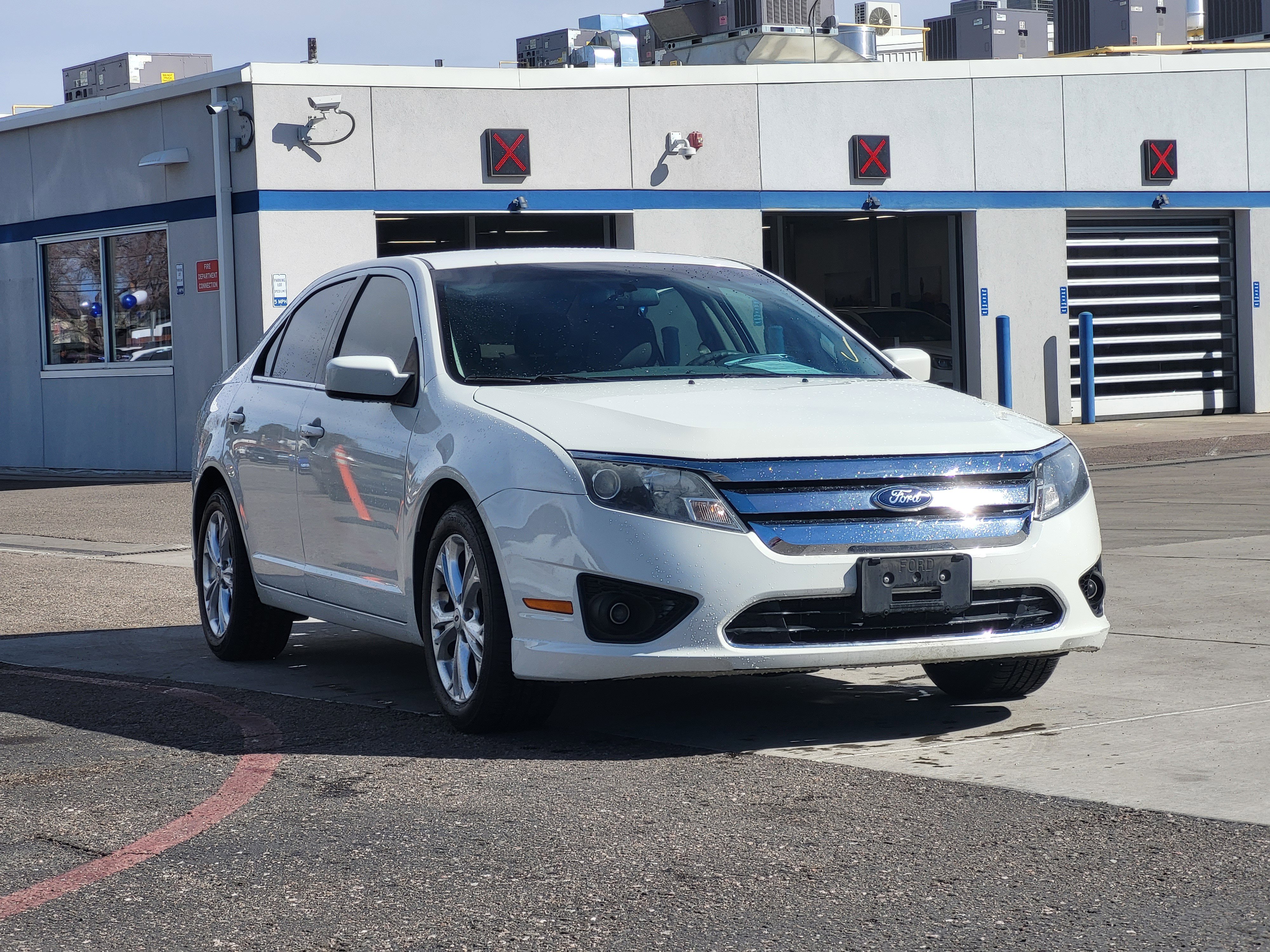 Used 2012 Ford Fusion SE image 2