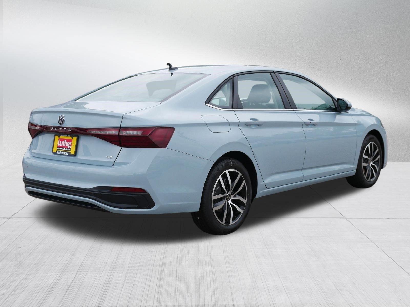 New 2027 Volkswagen Jetta SE FWD image 3