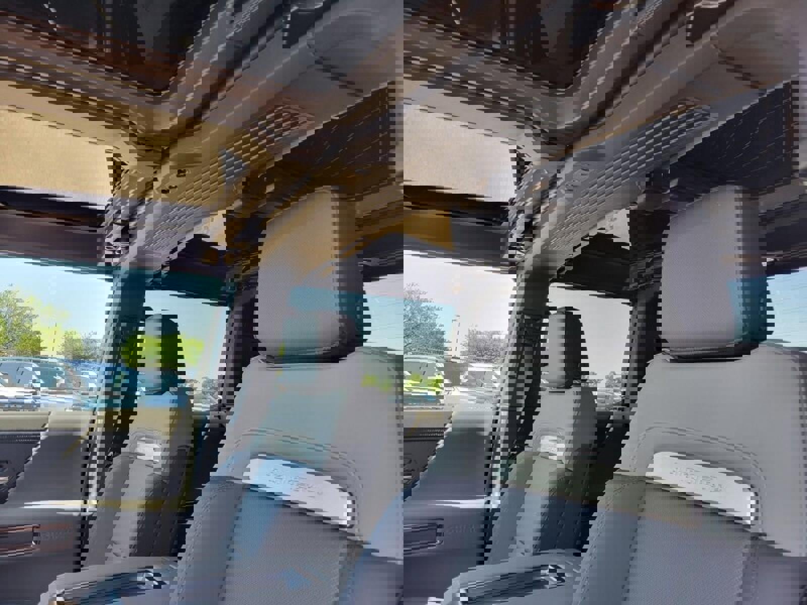 New 2025 GMC Hummer EV 2X w/ LPO, Illumination Package image 25