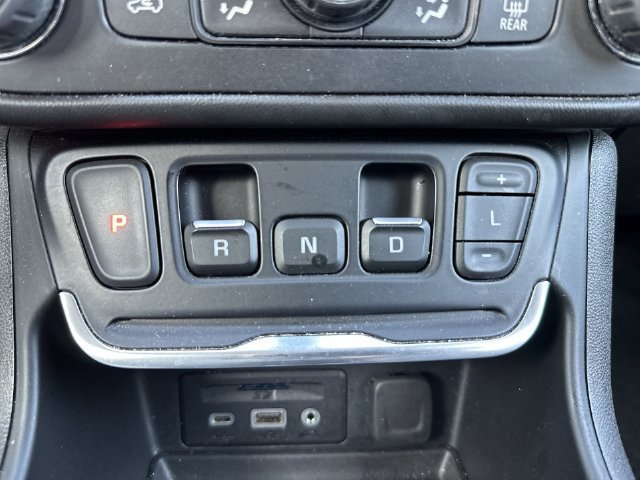 Used 2021 GMC Terrain SLT FWD image 29