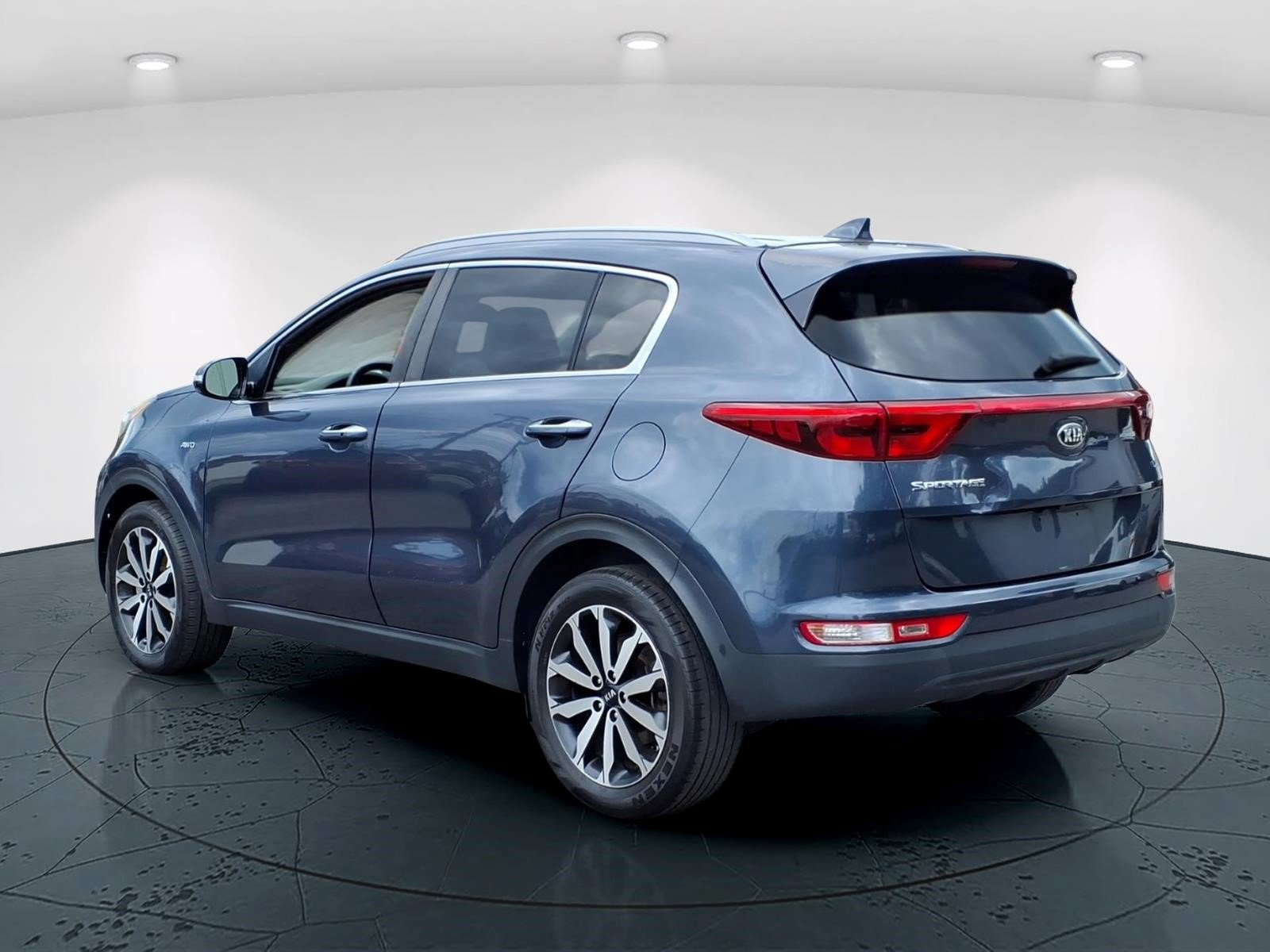 Used 2018 Kia Sportage EX AWD/4WD image 4