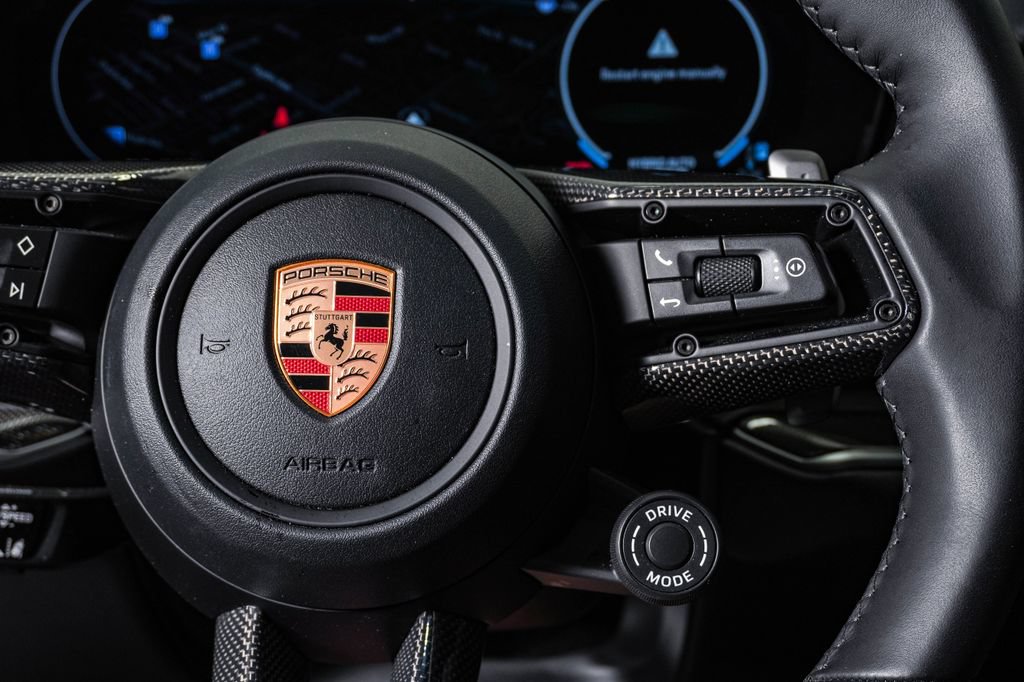 Certified 2026 Porsche Cayenne E-Hybrid Coupe AWD/4WD image 19