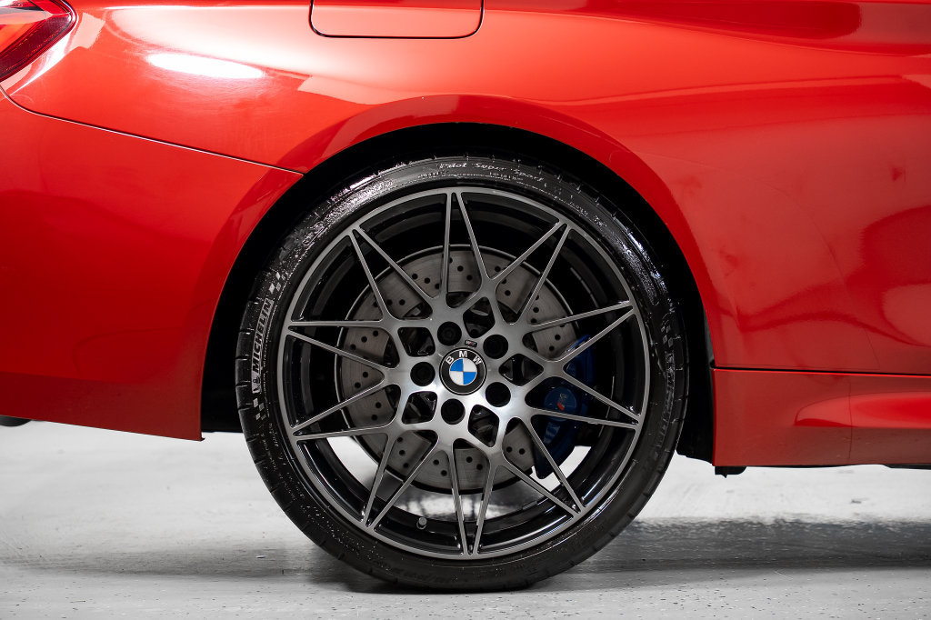 Used 2020 BMW M4 Convertible w/ Competition Package RWD image 6