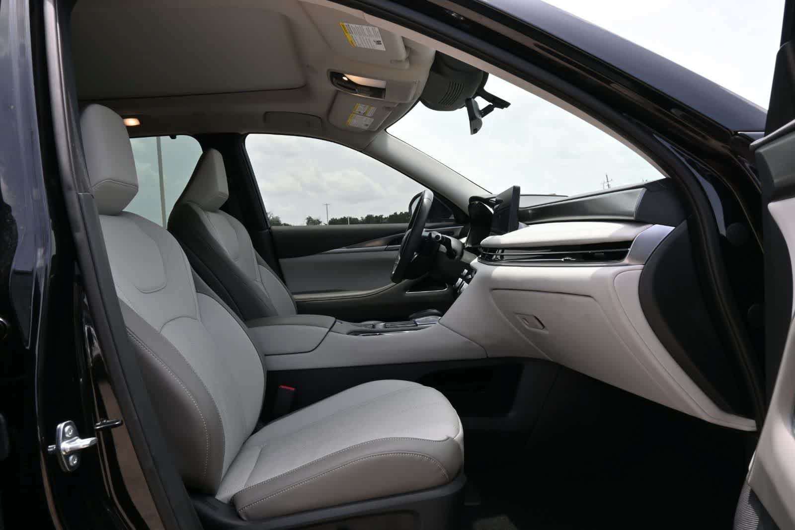Used 2026 INFINITI QX60 Luxe w/ Cargo Package AWD/4WD image 23