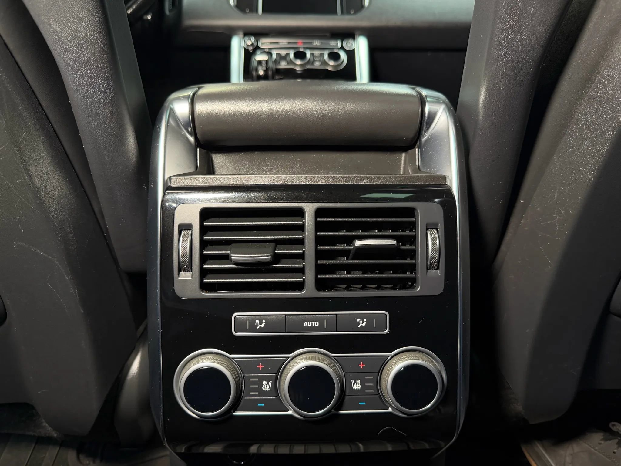 Used 2016 Land Rover Range Rover Sport Supercharged image 21