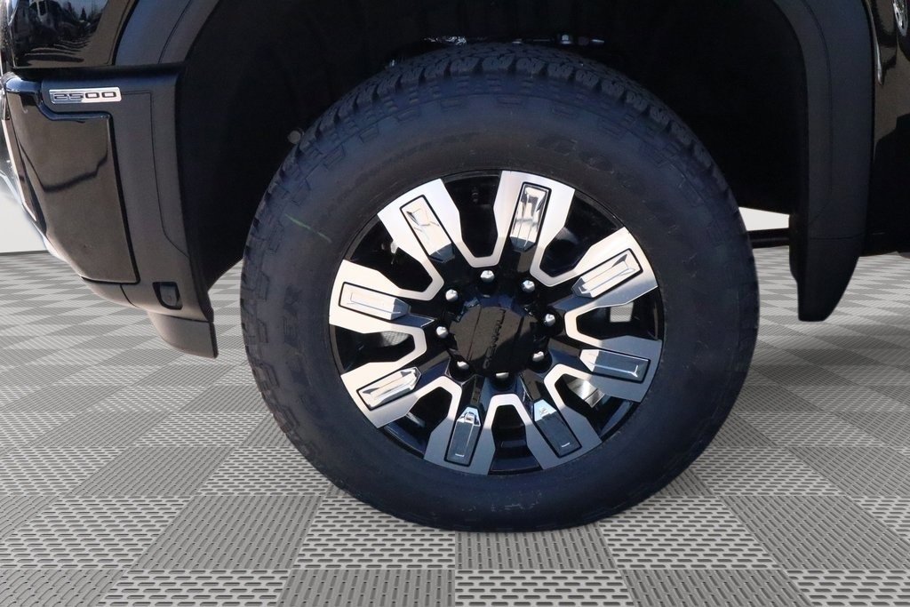 New 2026 GMC Sierra 2500 Denali w/ Denali Reserve Package image 17