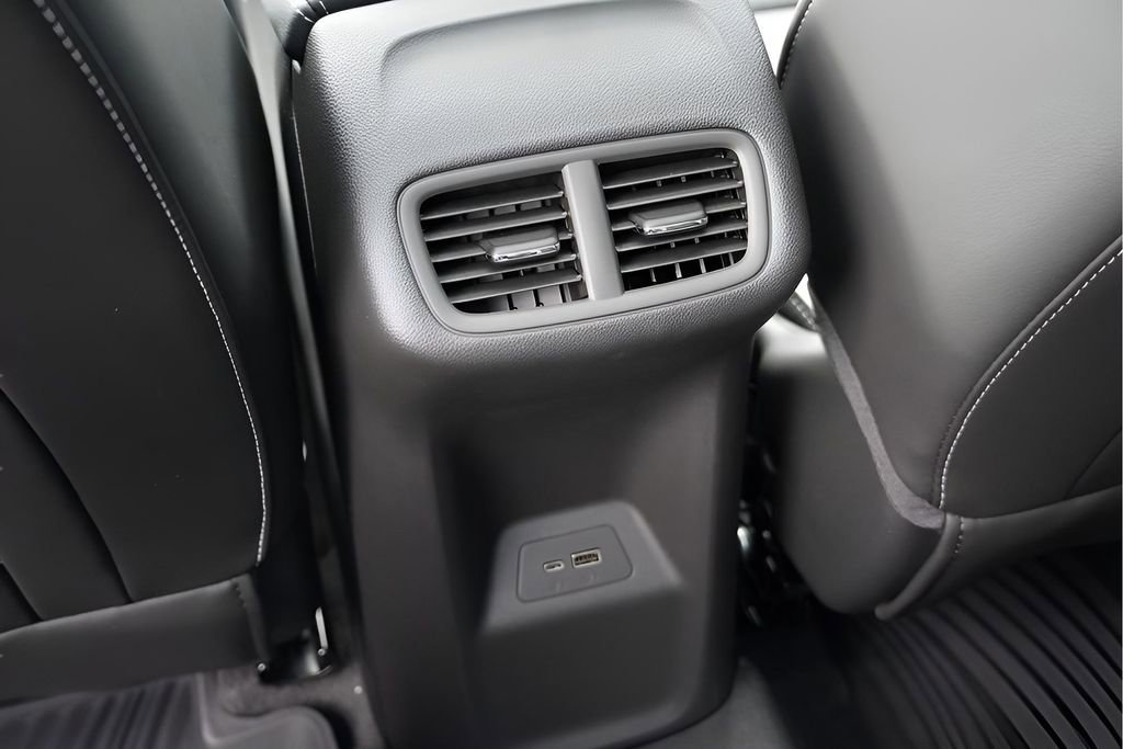 New 2026 Buick Envision Sport Touring image 25