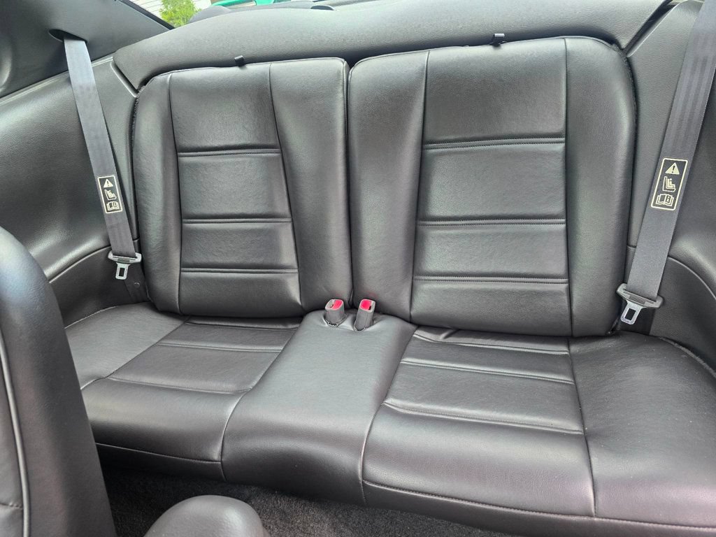 Used 2001 Ford Mustang Premium RWD image 10