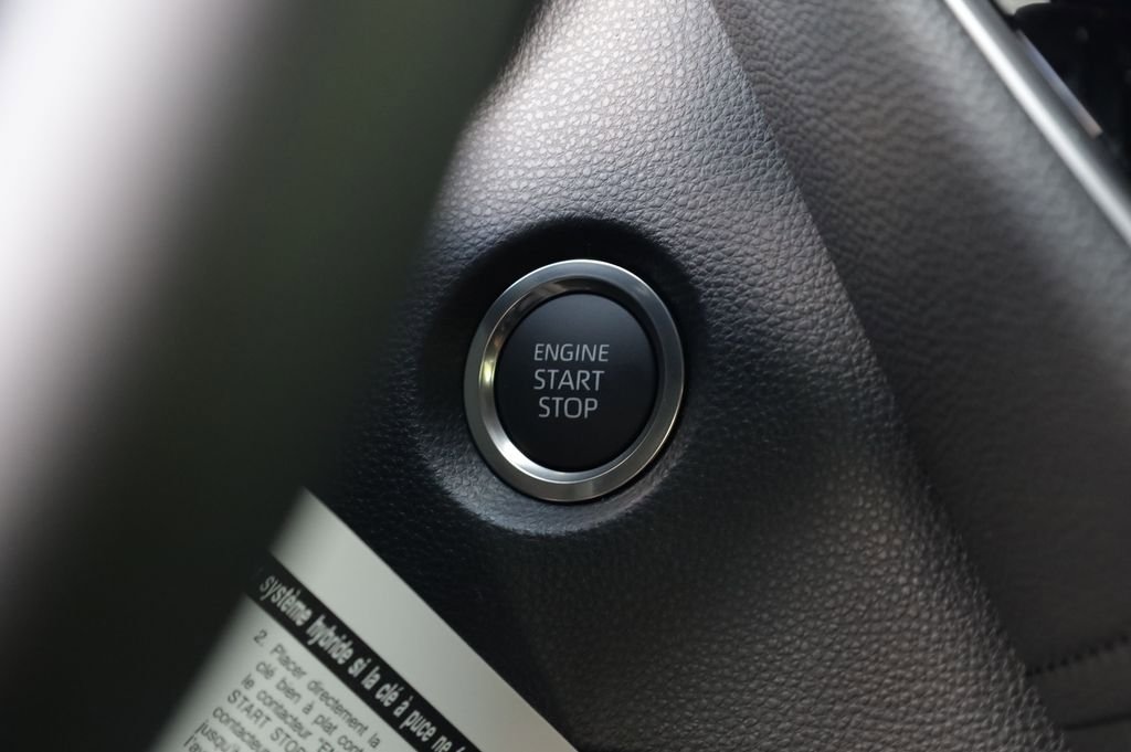 New 2026 Toyota Corolla SE FWD image 6