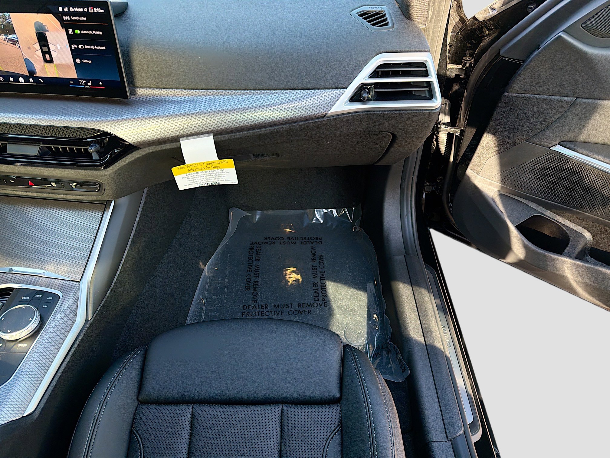 New 2026 BMW 330i xDrive Sedan w/ Parking Assistance Package image 16