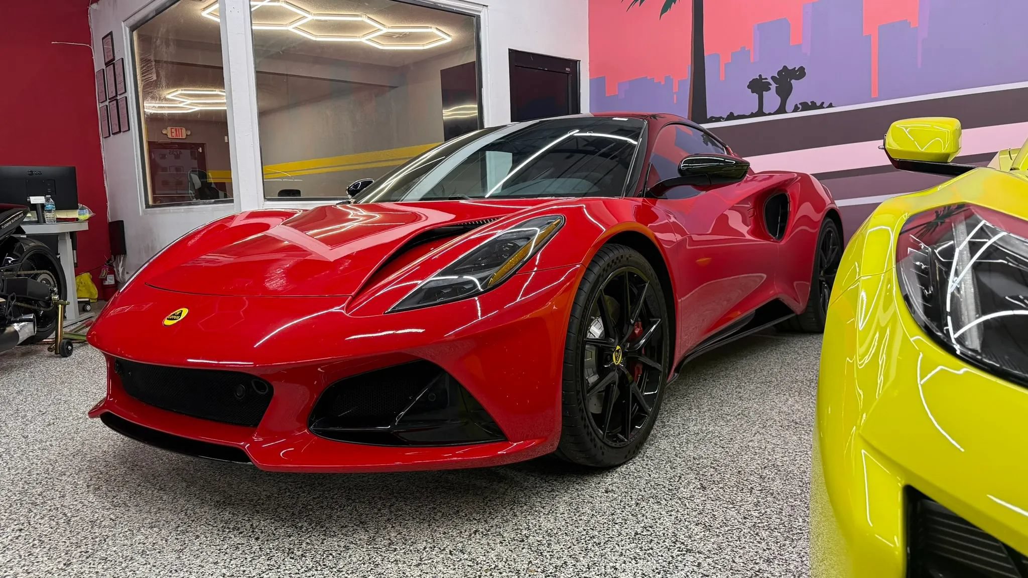 Used 2025 Lotus Emira RWD image 3