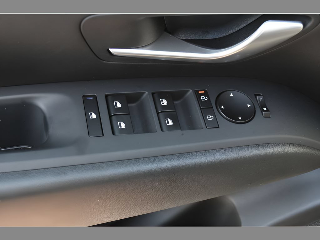 New 2026 Hyundai Santa Cruz SE FWD image 17