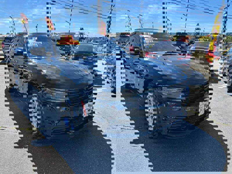 Used 2022 Dodge Charger SXT image 3