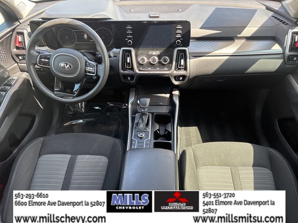 Used 2021 Kia Sorento LX image 14
