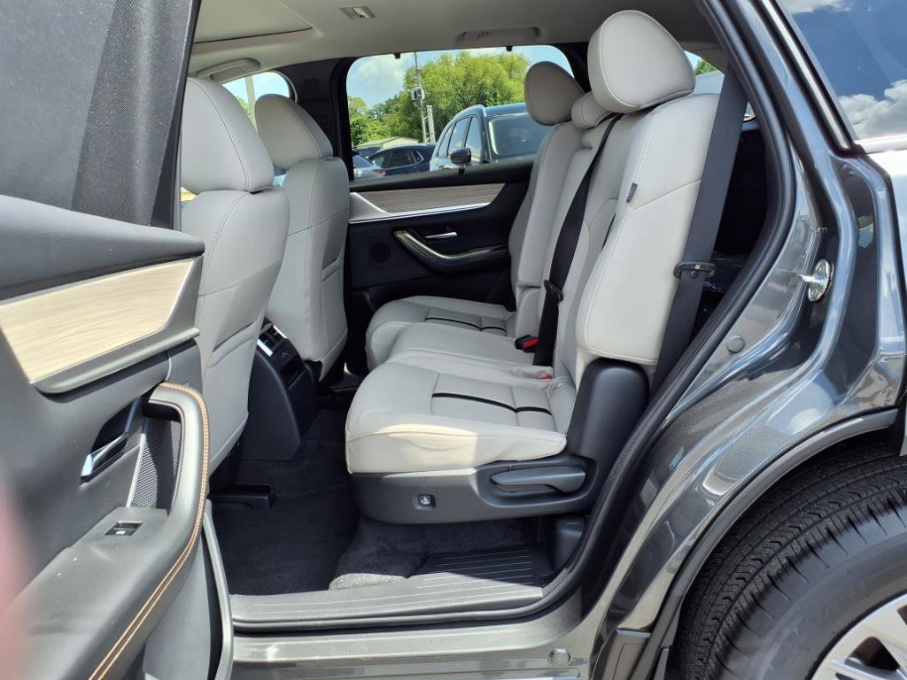 New 2025 MAZDA CX-90 3.3 Turbo w/ Preferred Package image 18