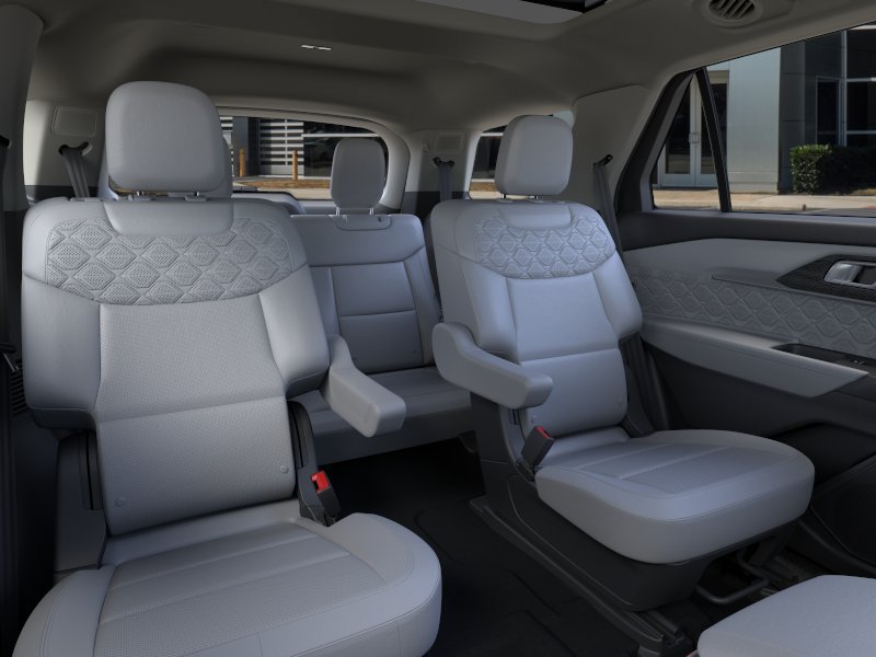 New 2026 Ford Explorer Platinum w/ LUX Leather Package AWD/4WD image 11