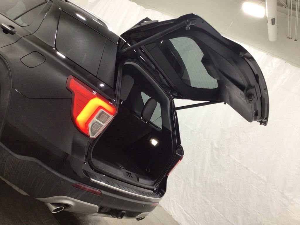 Used 2022 Ford Explorer Limited image 29