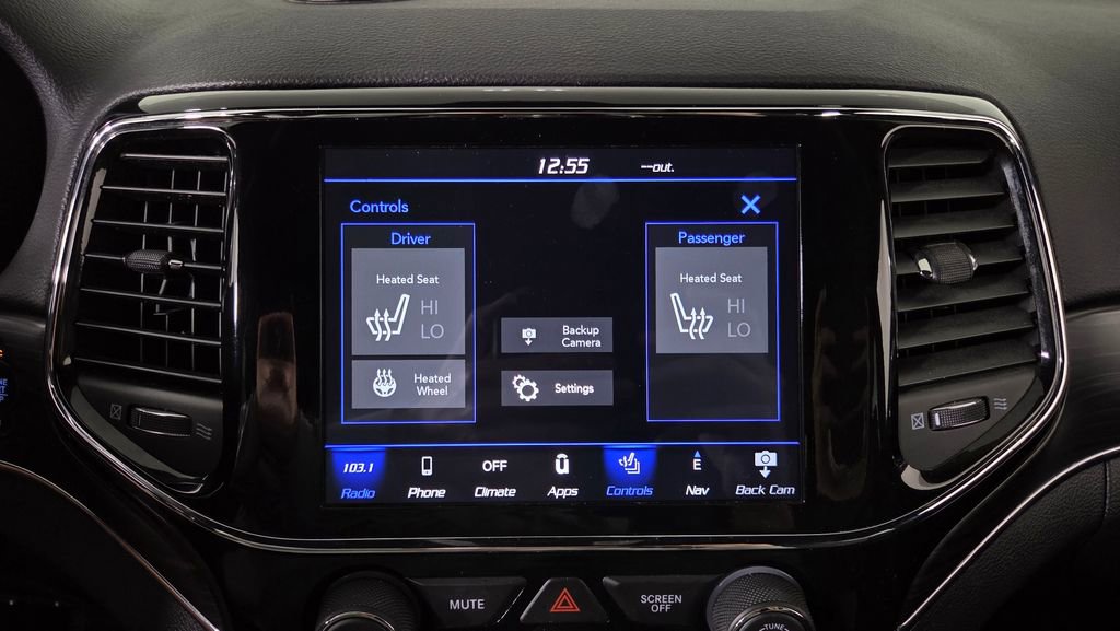 Used 2019 Jeep Grand Cherokee Limited w/ Trailer Tow Group IV AWD/4WD image 24