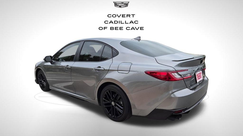 Used 2025 Toyota Camry SE w/ Convenience Package image 8