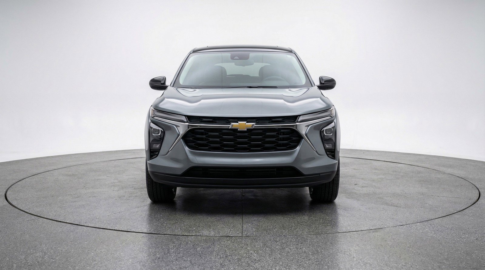 Used 2025 Chevrolet Trax LT image 2