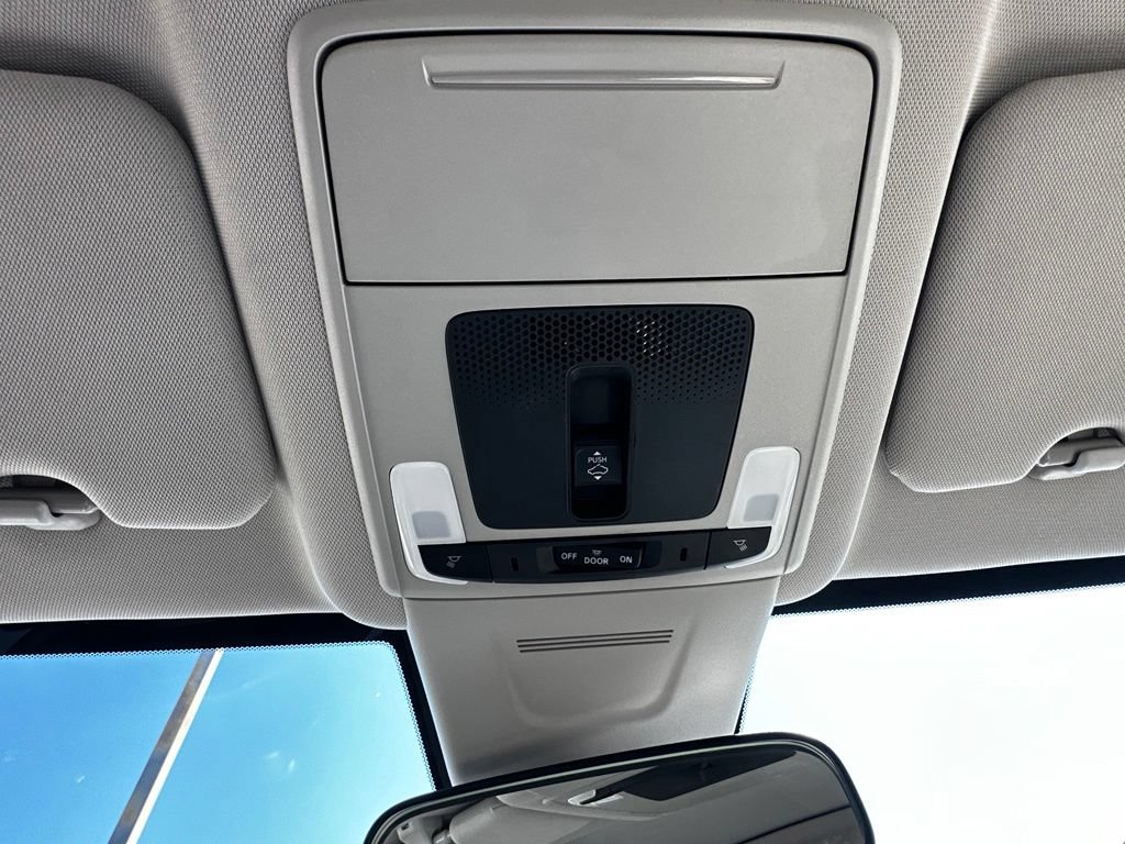 Used 2023 Honda CR-V EX image 32