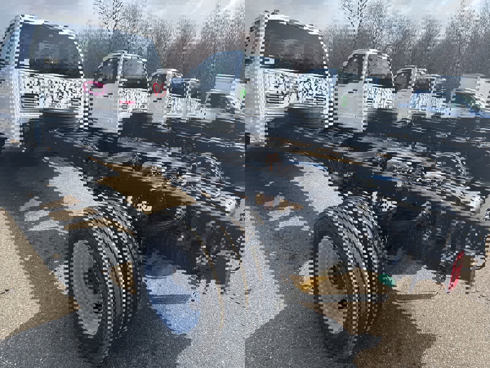 New 2023 Ford F450 XLT w/ XLT Value Package image 8