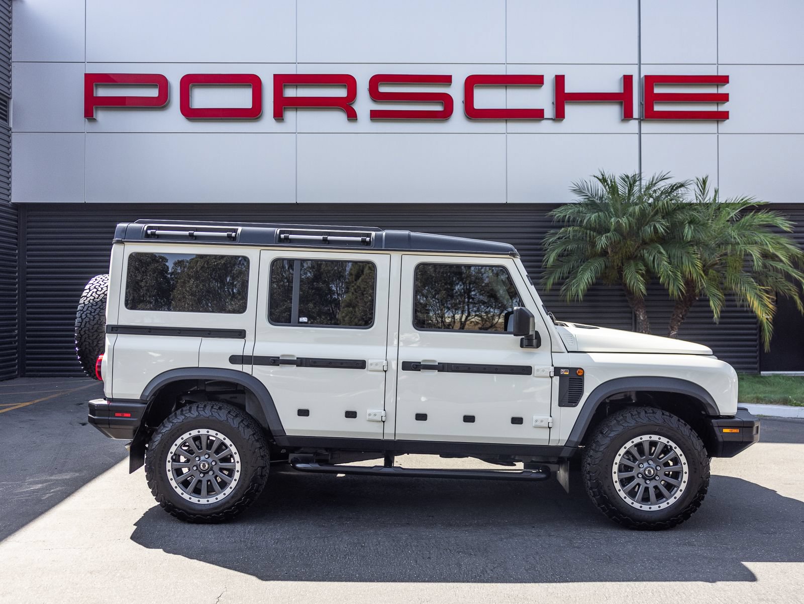 Used 2024 INEOS Grenadier Station Wagon AWD/4WD image 9