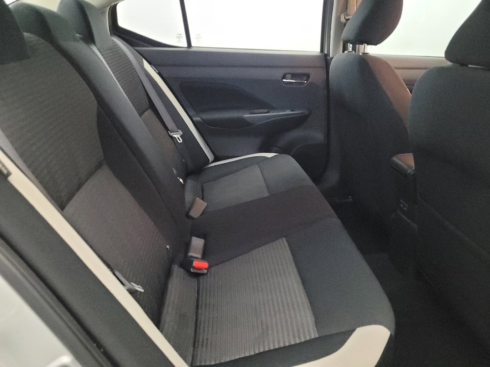 Used 2021 Nissan Versa SV image 19