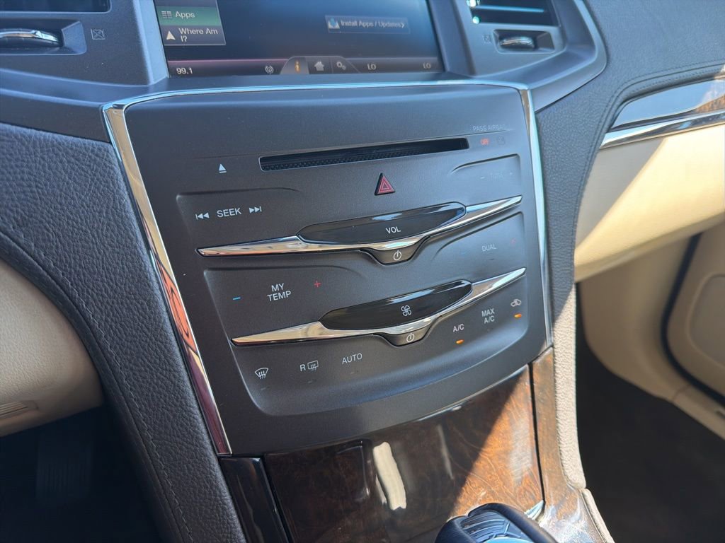 Used 2015 Lincoln MKS AWD w/ Equipment Group 101A image 31