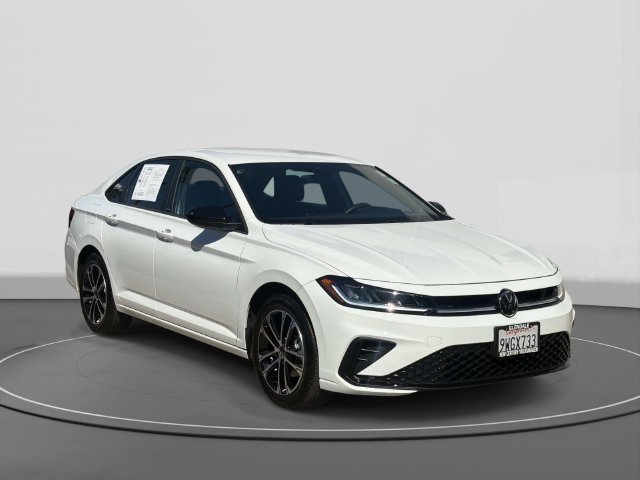 Certified 2025 Volkswagen Jetta Sport