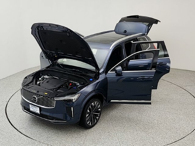 New 2026 Volvo XC90 B6 Plus w/ Protection Package AWD/4WD image 38