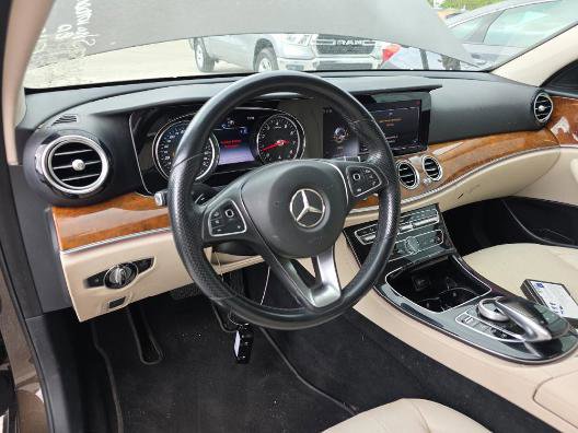 Used 2018 Mercedes-Benz E 300 w/ Premium 1 Package image 6