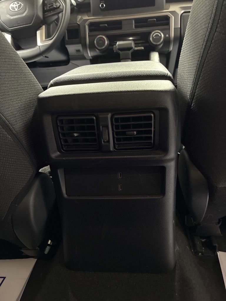 Used 2025 Toyota 4Runner SR5 image 26