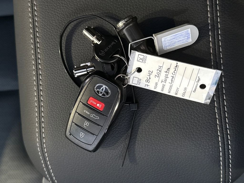 Used 2024 Toyota Land Cruiser image 26