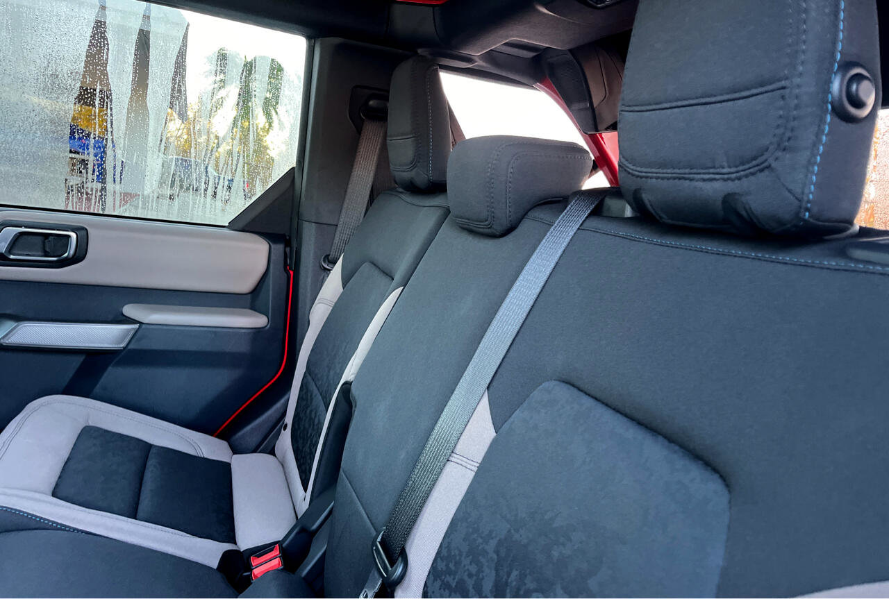 Used 2023 Ford Bronco Wildtrak image 23