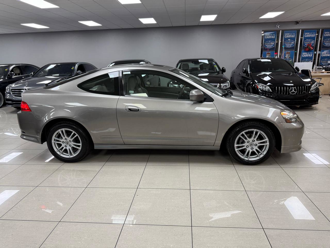Used 2005 Acura RSX image 2