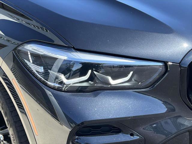 Used 2022 BMW X5 xDrive40i w/ Premium Essential Package image 13