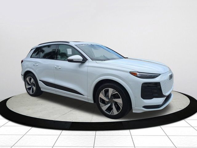 Used 2025 Audi Q6 e-tron Prestige AWD/4WD image 1
