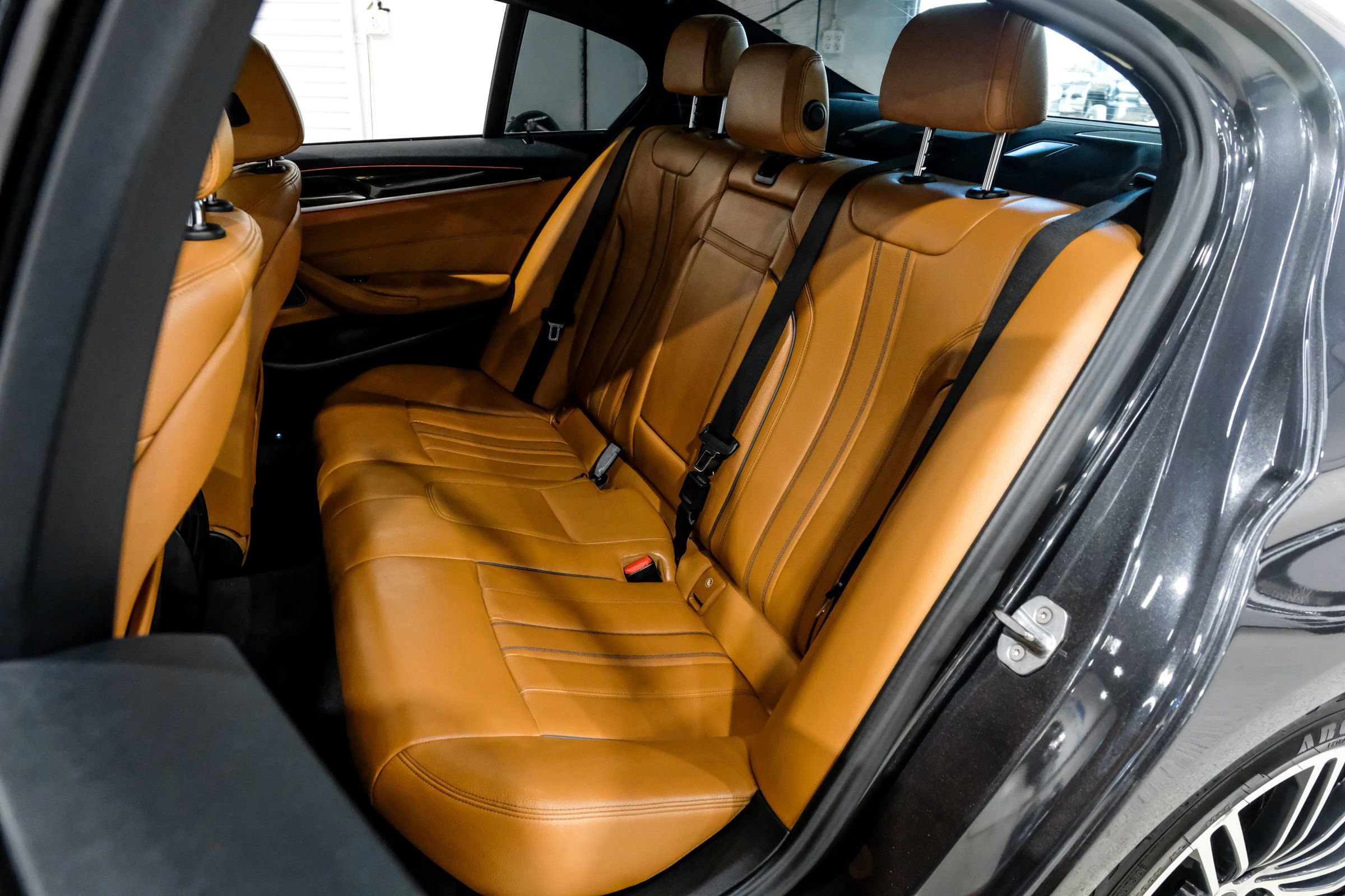 Used 2019 BMW 540i w/ M Sport Package RWD image 53