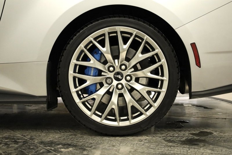 Used 2024 Ford Mustang GT Premium image 31