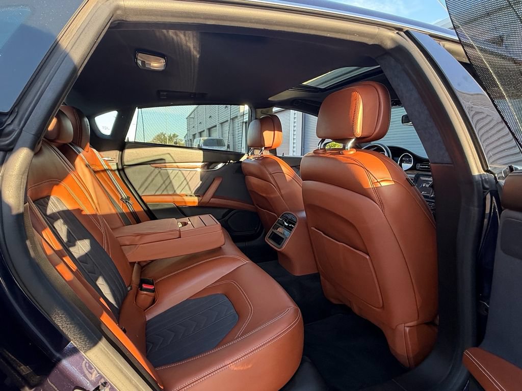Used 2018 Maserati Quattroporte S GranLusso RWD image 19