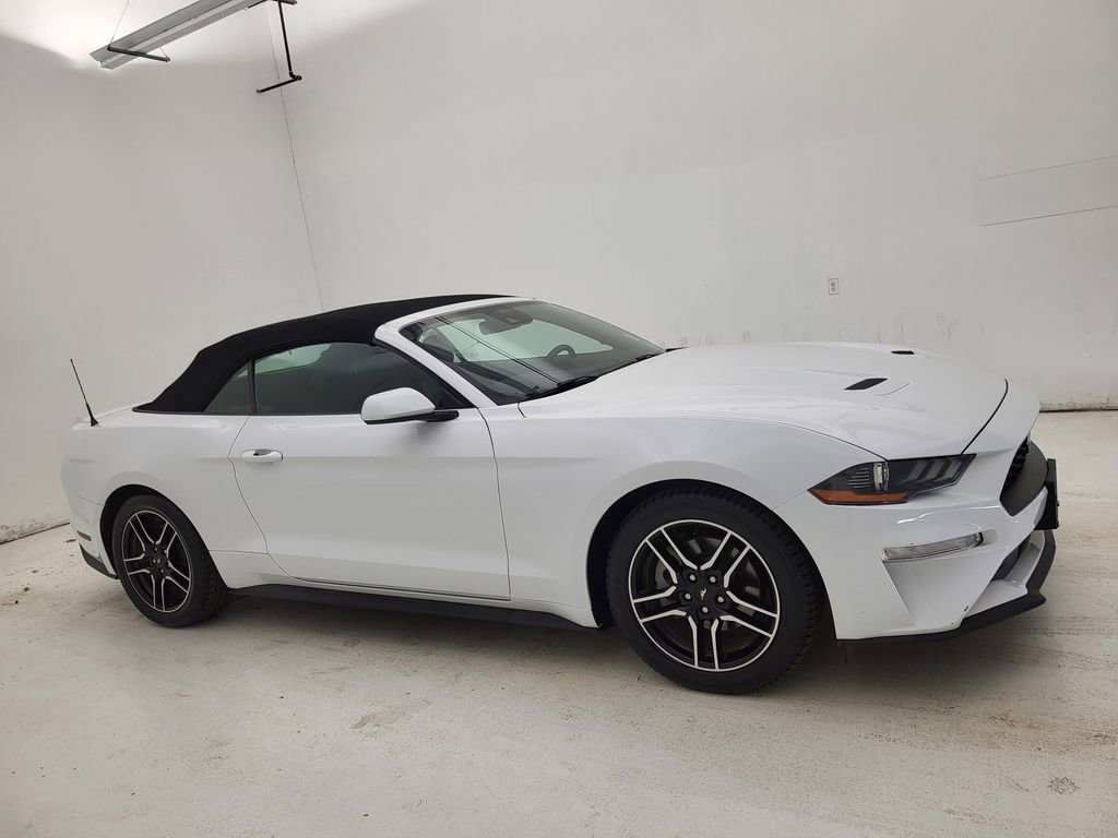 Used 2022 Ford Mustang Premium RWD image 2