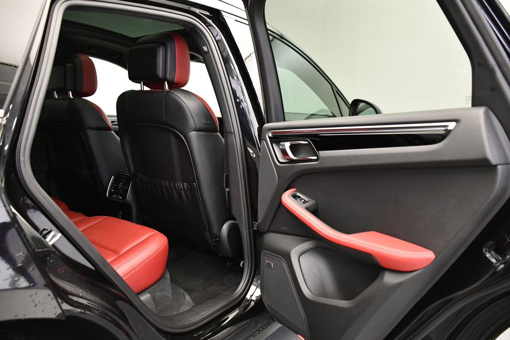 Used 2023 Porsche Macan S image 54