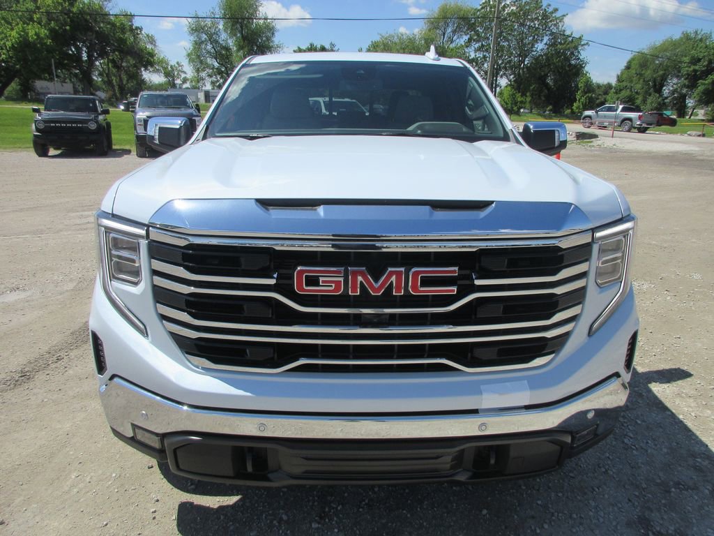 New 2026 GMC Sierra 1500 SLT w/ SLT Premium Plus Package AWD/4WD image 12